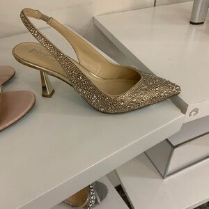 Betsey Johnson Women’s Clark Pump - gold 6.5